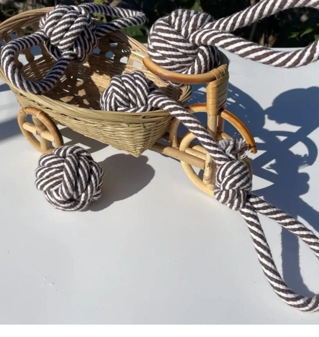 Brown Ropes Toy Monli Rope Toy / Black and White